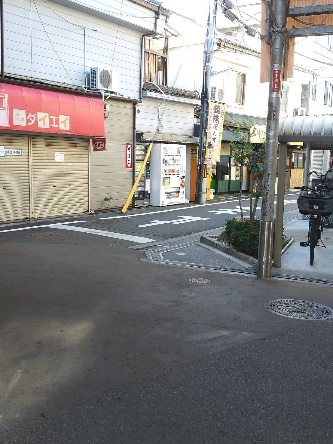 鶴橋［本通り］の自販機3